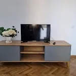 Cozy Apartment Near City Center