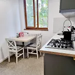 Cozy Apartment Near City Center